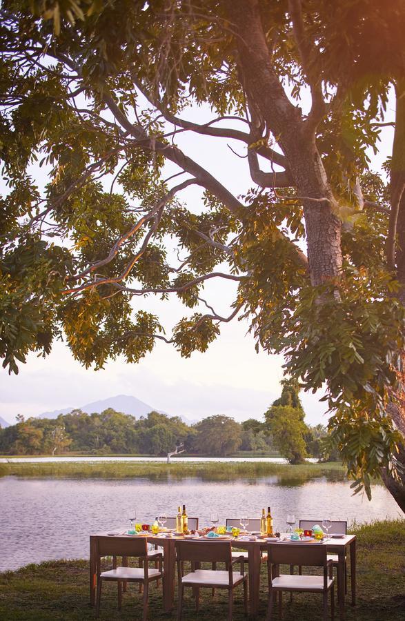 Jetwing Lake Dambulla Exteriör bild